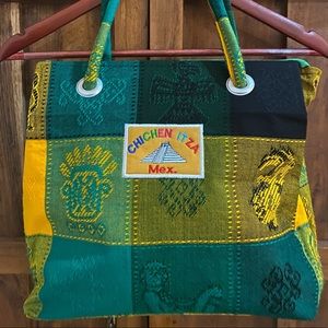Chichén Itzá Travel Tote